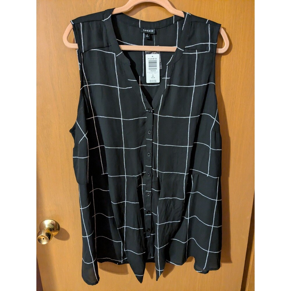 New Torrid 2x Peplum Georgette Button & Tie Front Shirt